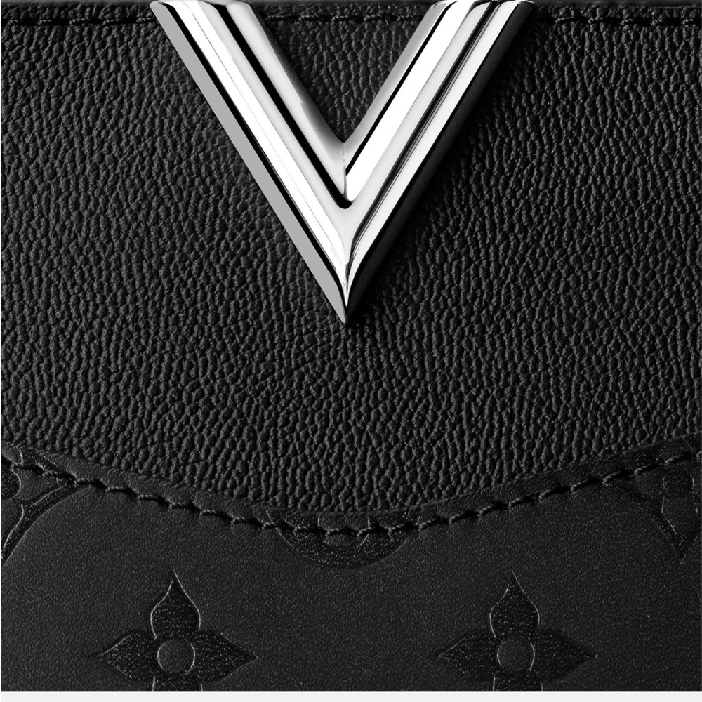 Authentic Louis Vuitton - Picture 5 of 16